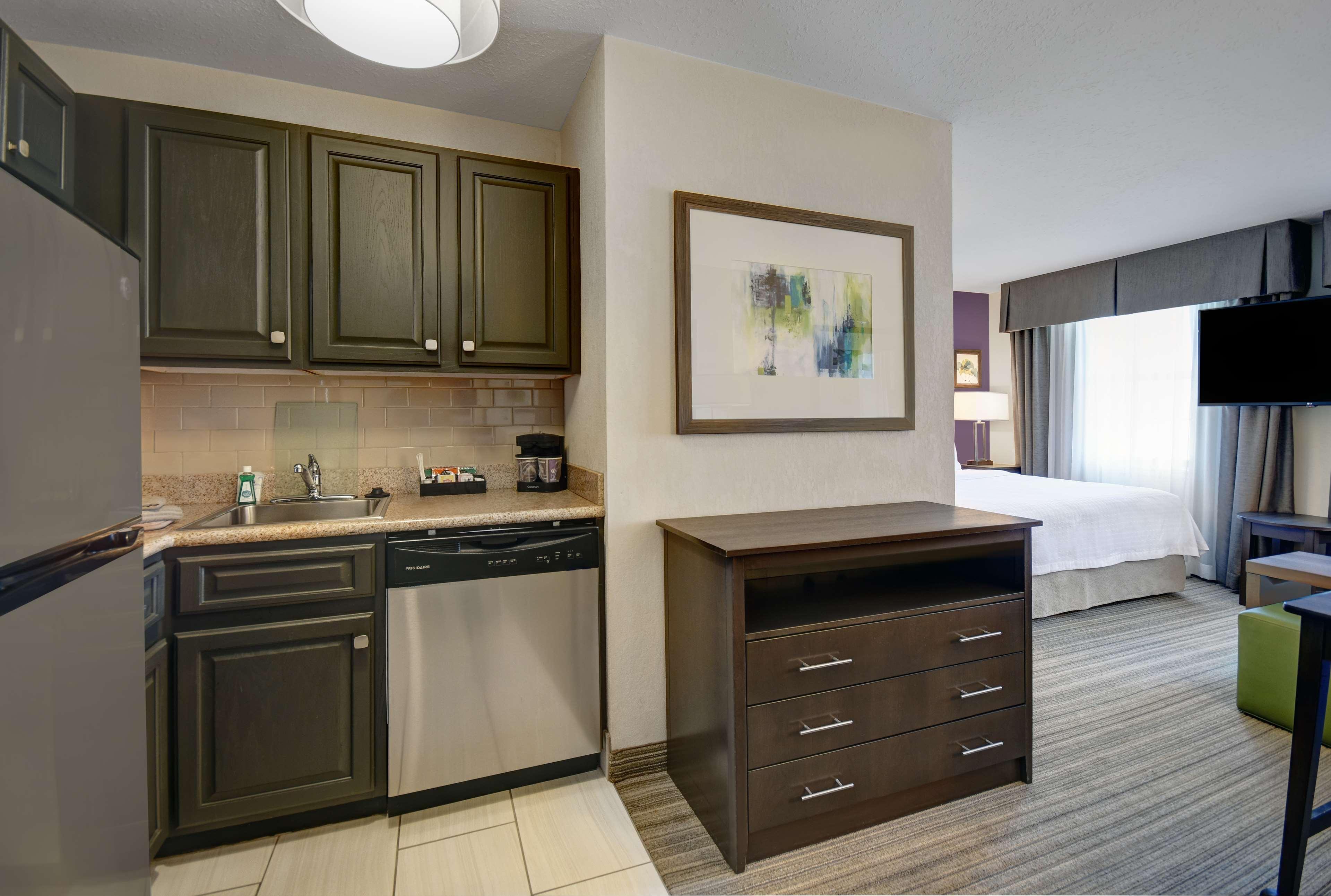 Homewood Suites By Hilton Eatontown Extérieur photo