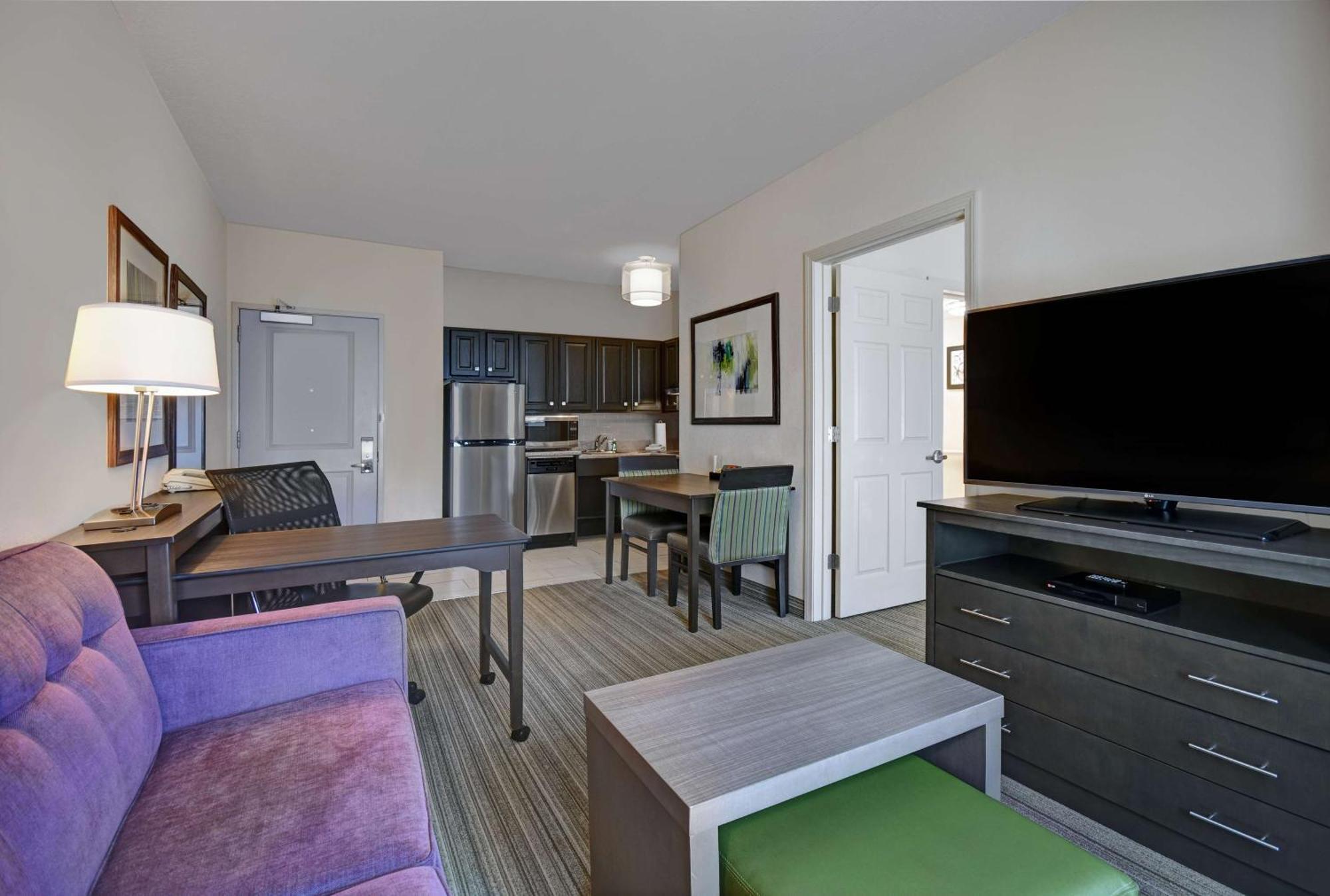 Homewood Suites By Hilton Eatontown Extérieur photo