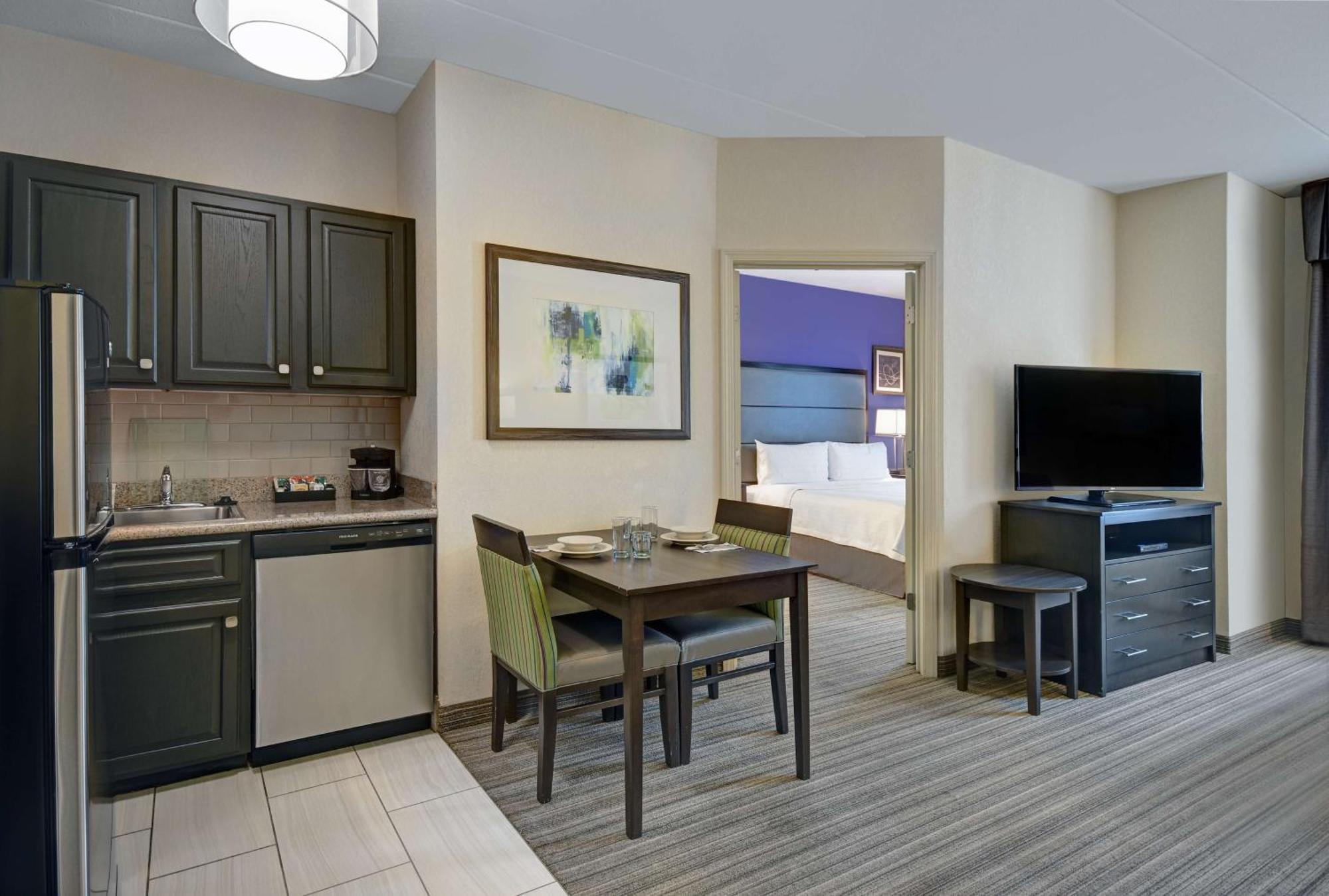 Homewood Suites By Hilton Eatontown Extérieur photo