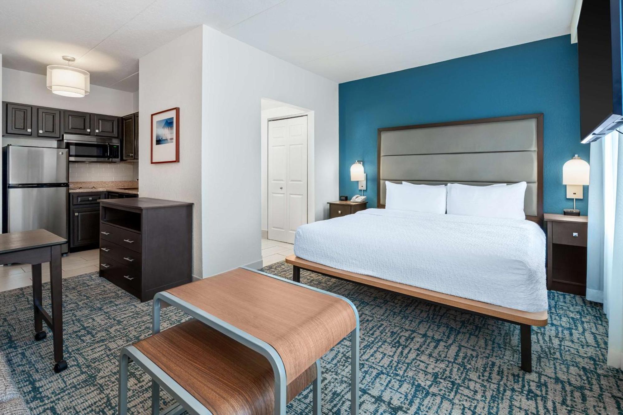 Homewood Suites By Hilton Eatontown Extérieur photo