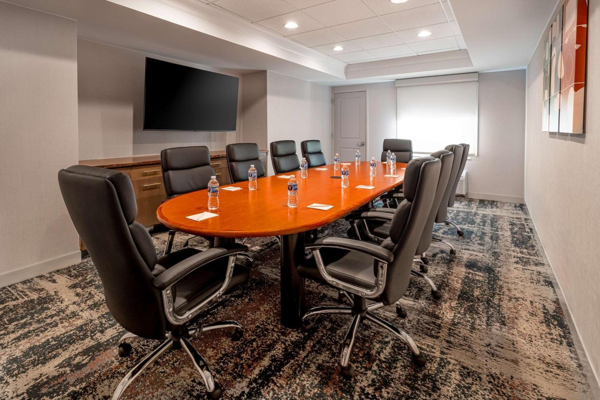 Homewood Suites By Hilton Eatontown Extérieur photo