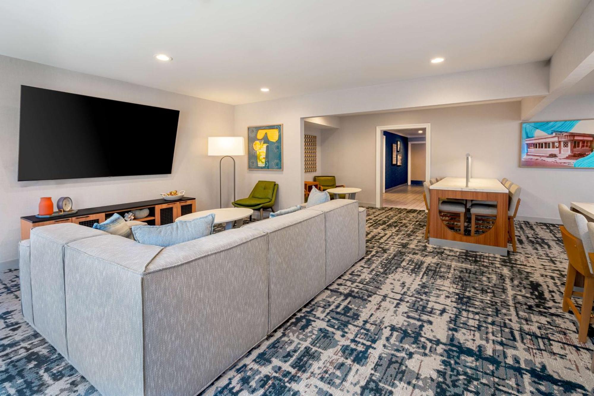 Homewood Suites By Hilton Eatontown Extérieur photo