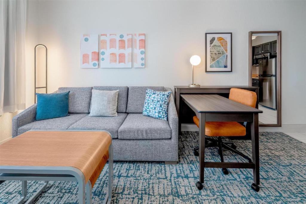 Homewood Suites By Hilton Eatontown Extérieur photo